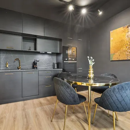 Lam Klimt - Ac - Balcony Bratislava