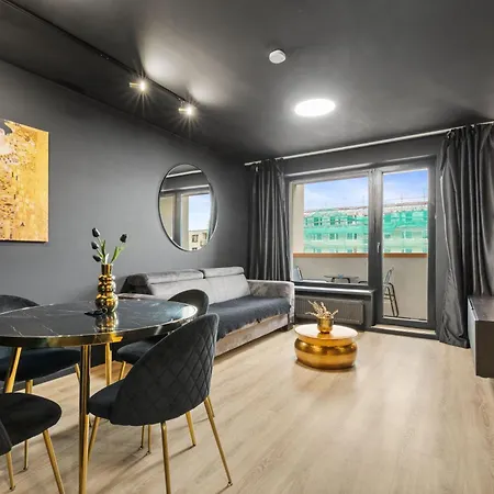 Lam Klimt - Ac - Balcony * 브라티슬라바